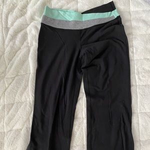 Lululemon yoga pant - black